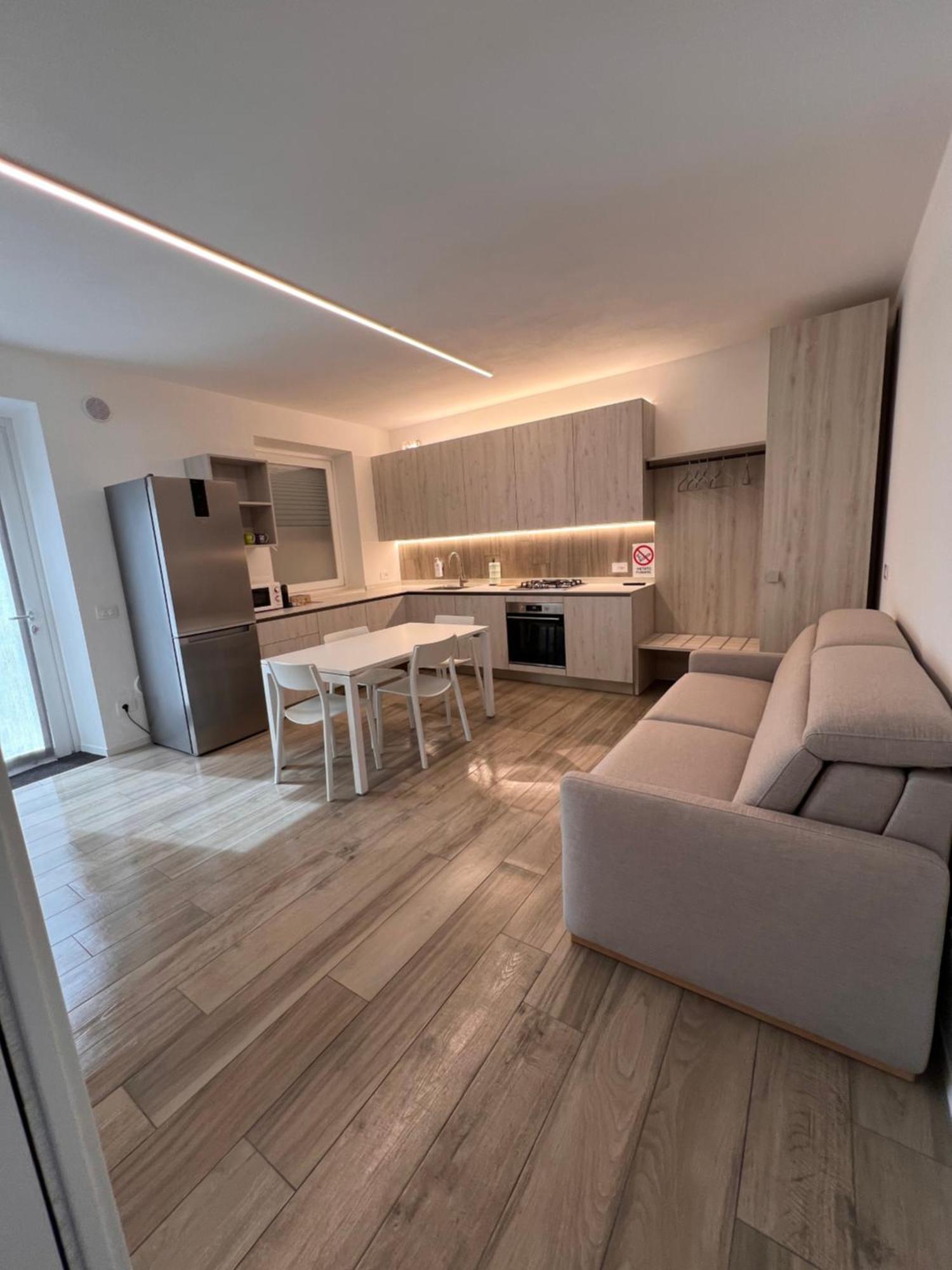 Ap House * Vago