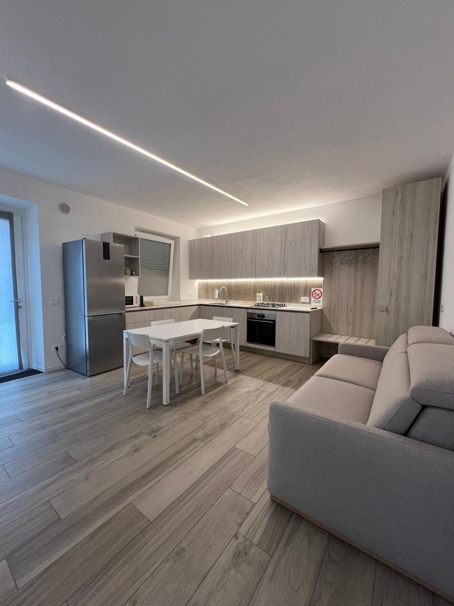 Ap House * Vago